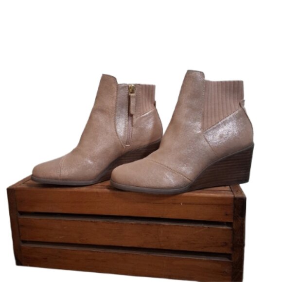 Toms Shoes - TOMS Sadie Glittery Ankle Boots